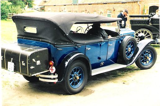 1987 wurde zum Beispiel auf einer Auktion in London ein Bugatti Royale 